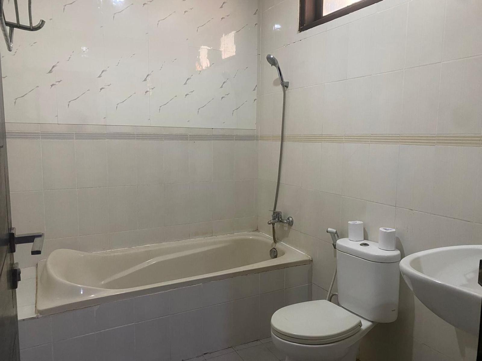 Dedy Beach Inn Kuta Lombok Zewnętrze zdjęcie