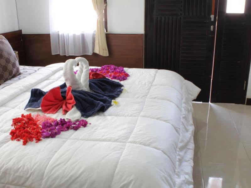 Dedy Beach Inn Kuta Lombok Zewnętrze zdjęcie