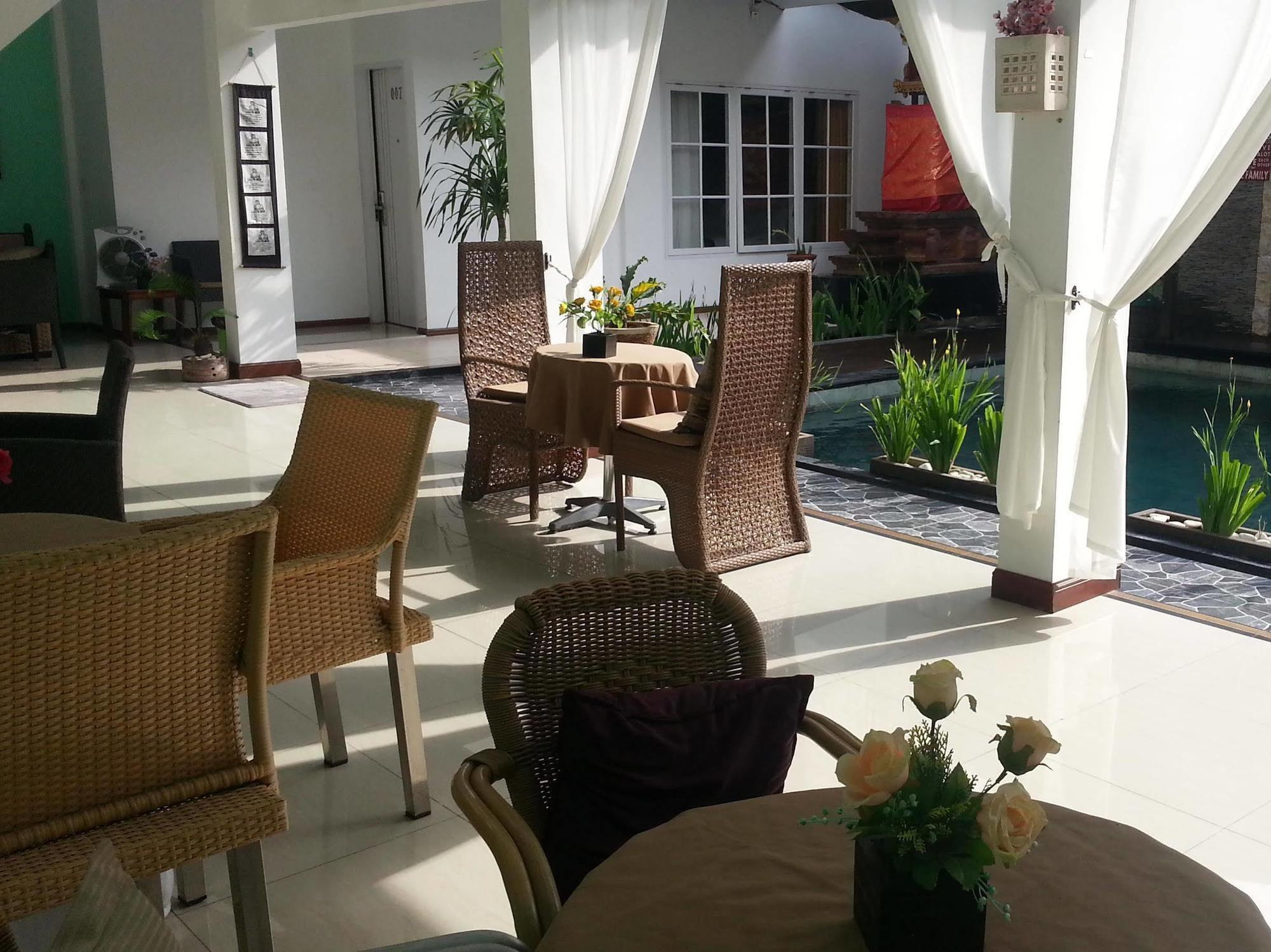 Dedy Beach Inn Kuta Lombok Zewnętrze zdjęcie