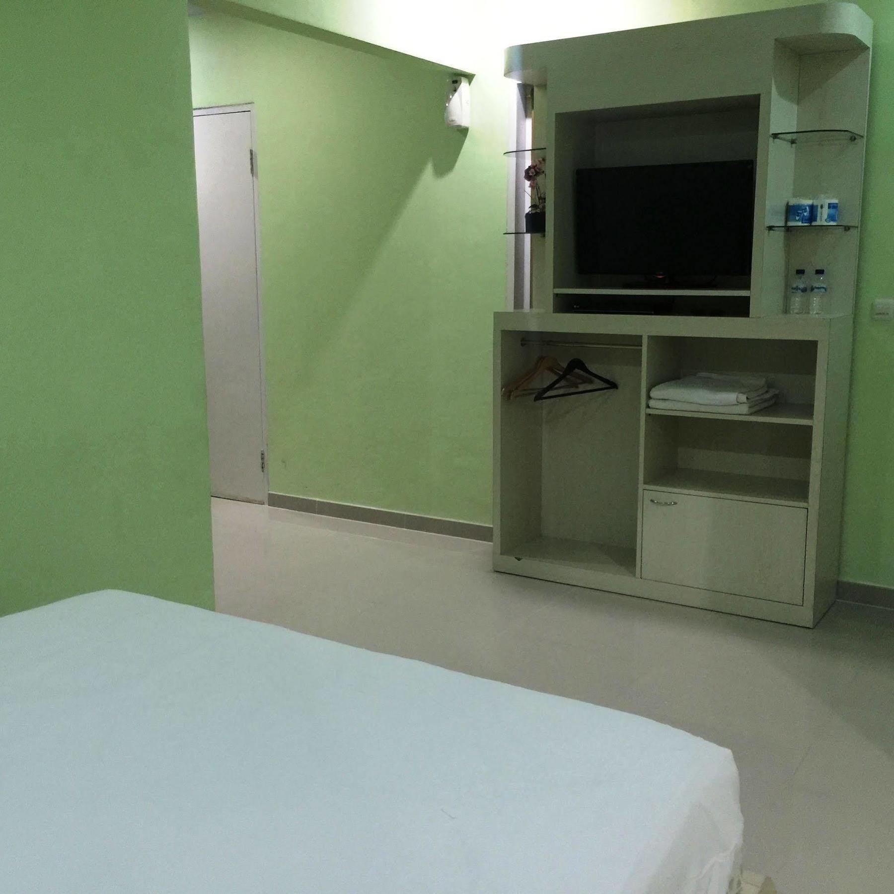 Dedy Beach Inn Kuta Lombok Zewnętrze zdjęcie